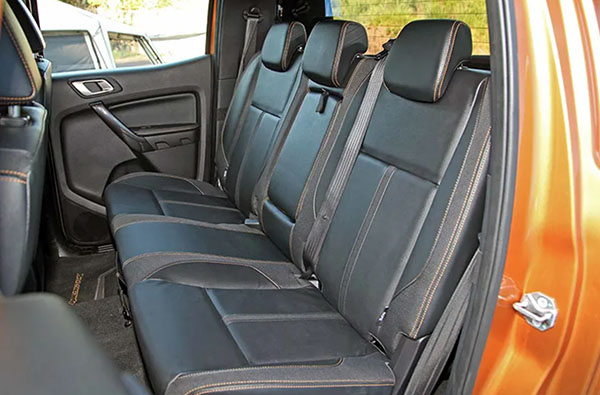 Cách mở ghế sau Ford Ranger chuẩn nhất, tạo độ thoải mái khi ngồi 